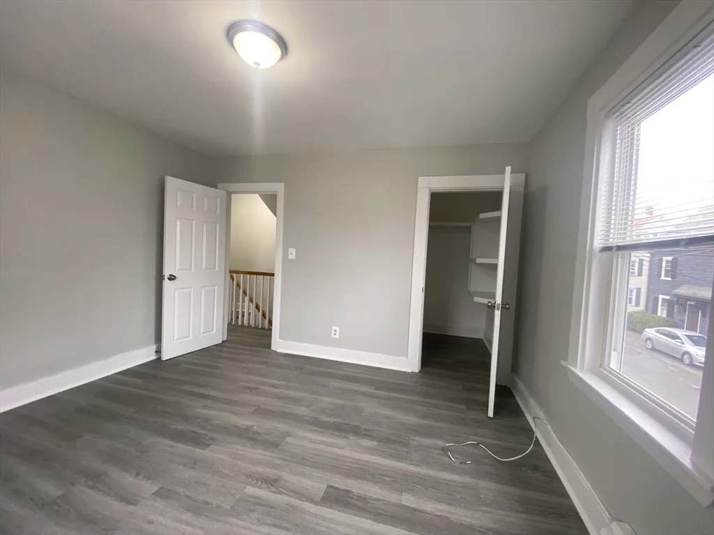 4 bed, 1 bath apartment for rent at 2 Swetts Ct Unit -, Watertown — photo 8 of 17
