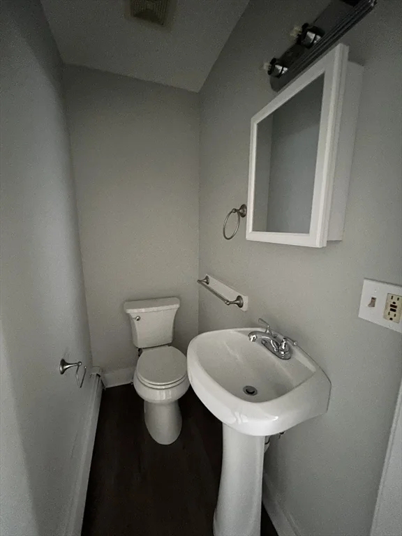 4 bed, 1 bath apartment for rent at 2 Swetts Ct Unit -, Watertown — photo 17 of 17