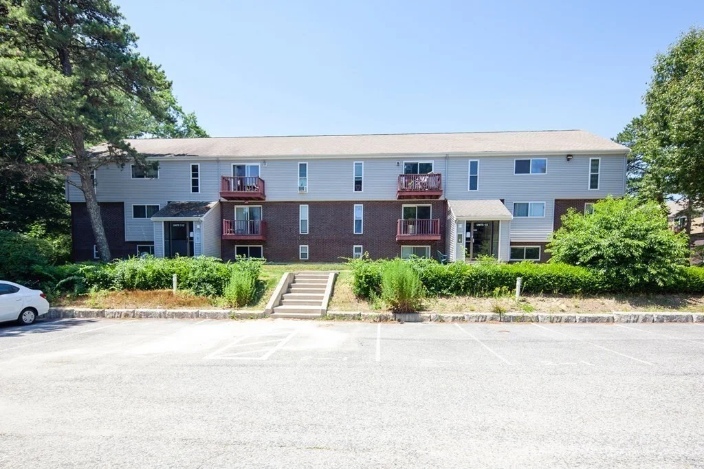 2 bed, 1 bath apartment for rent at 2 Tideview Path Unit 11, Manomet
