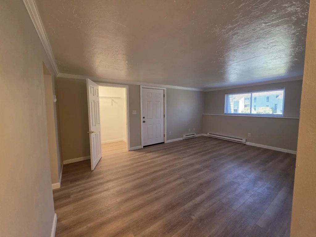 2 bed, 1 bath apartment for rent at 2 Tideview Path Unit 8, Manomet — photo 6 of 13