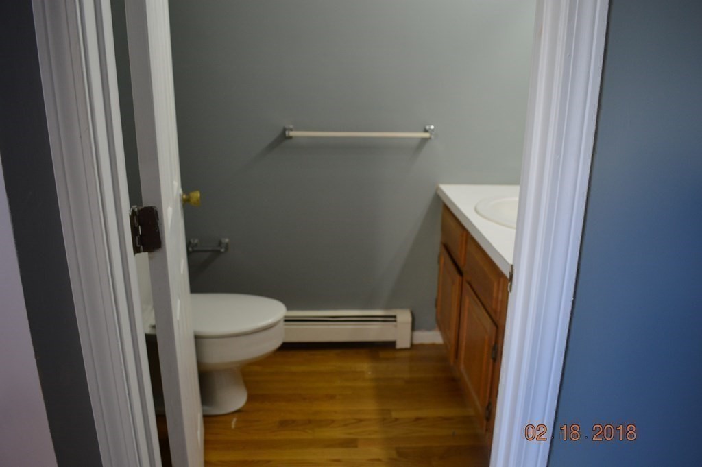 2 bed, 1 bath apartment for rent at 2 Turning Mill Ln Unit 2, Quincy — photo 10 of 25