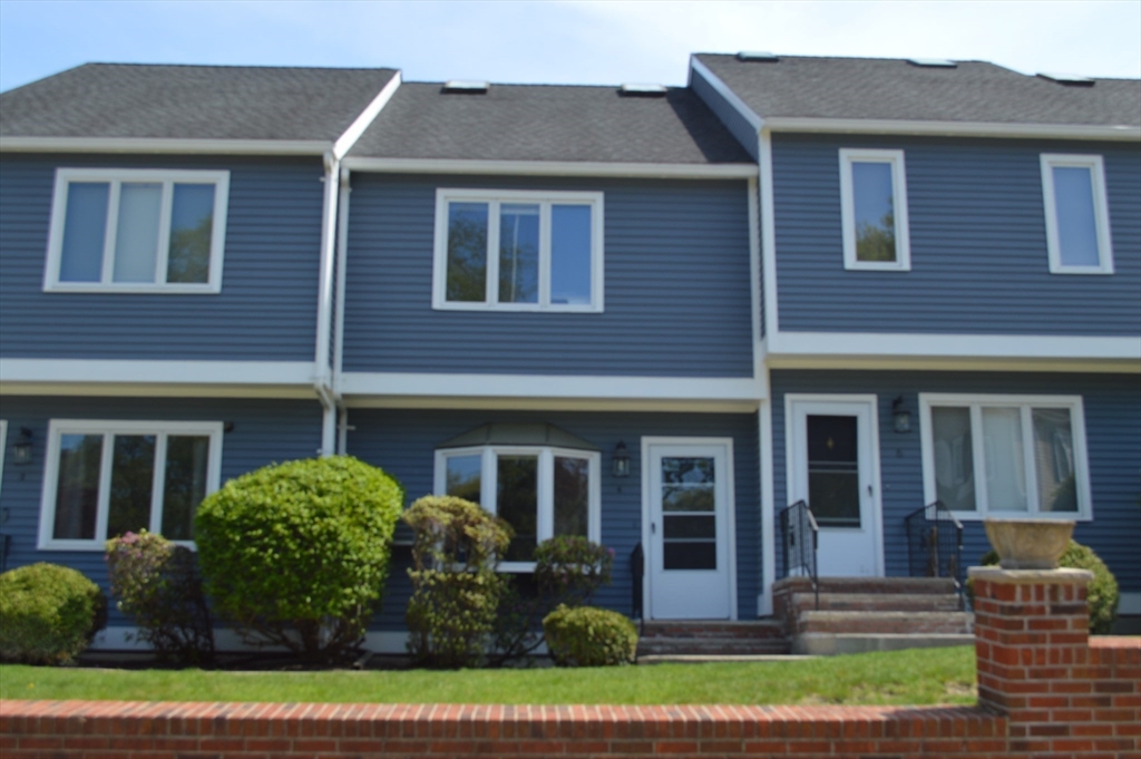 2 bed, 1 bath apartment for rent at 2 Turning Mill Ln Unit 2, Quincy — photo 2 of 25