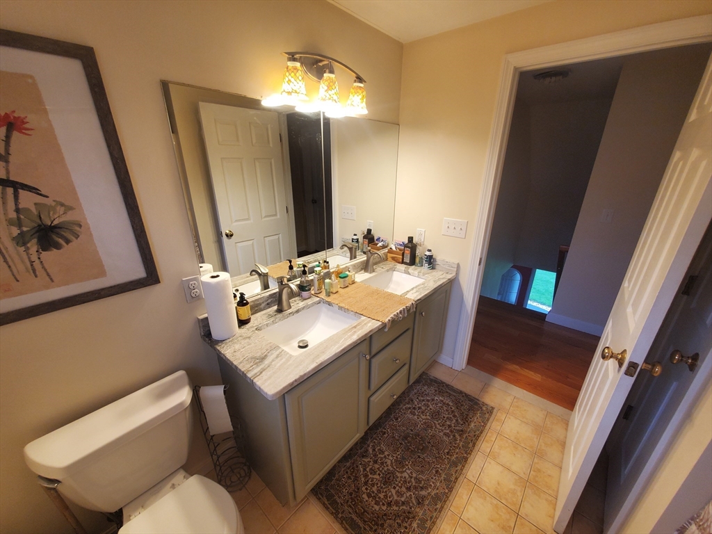 3 bed, 1 bath apartment for rent at 2 Valley Rd Unit 0, Whitman — photo 13 of 26