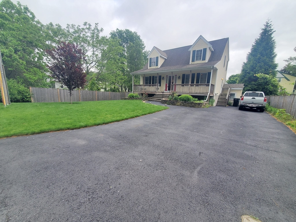 3 bed, 1 bath apartment for rent at 2 Valley Rd Unit 0, Whitman — photo 2 of 26