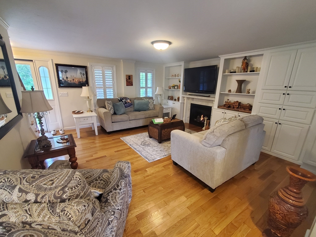 3 bed, 1 bath apartment for rent at 2 Valley Rd Unit 0, Whitman — photo 6 of 26