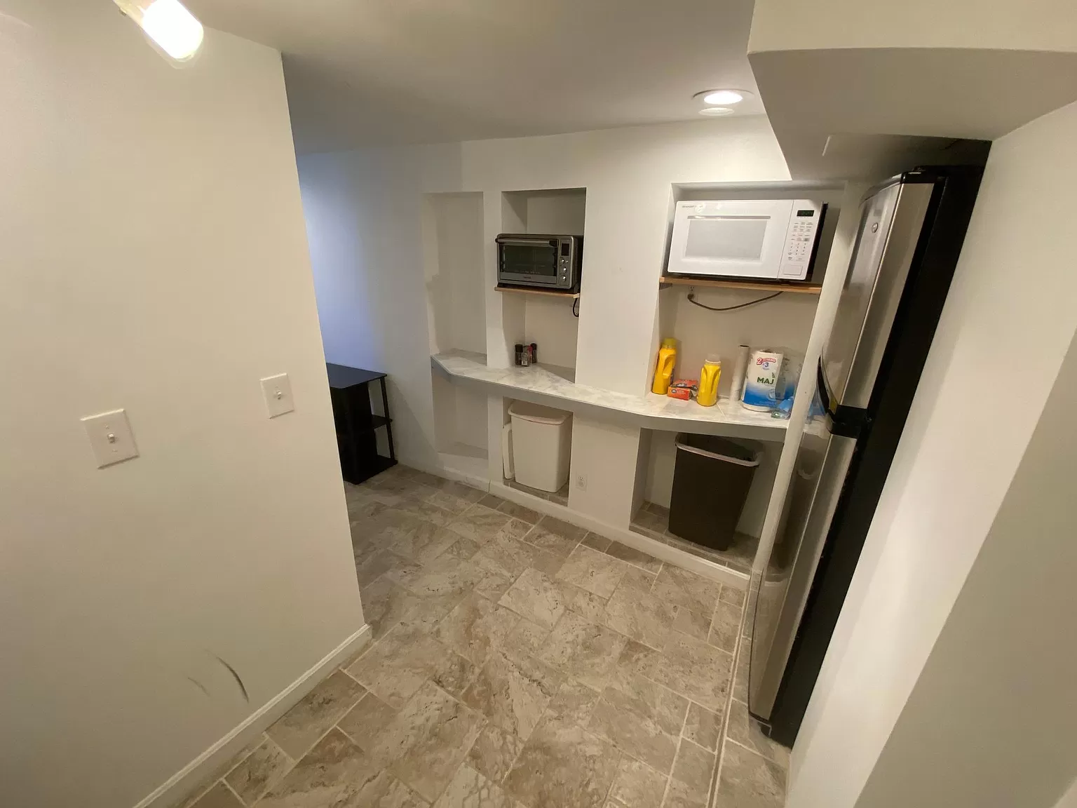 2 bed, 1 bath apartment for rent at 2 Vassar St Unit B, South Medford — photo 4 of 14