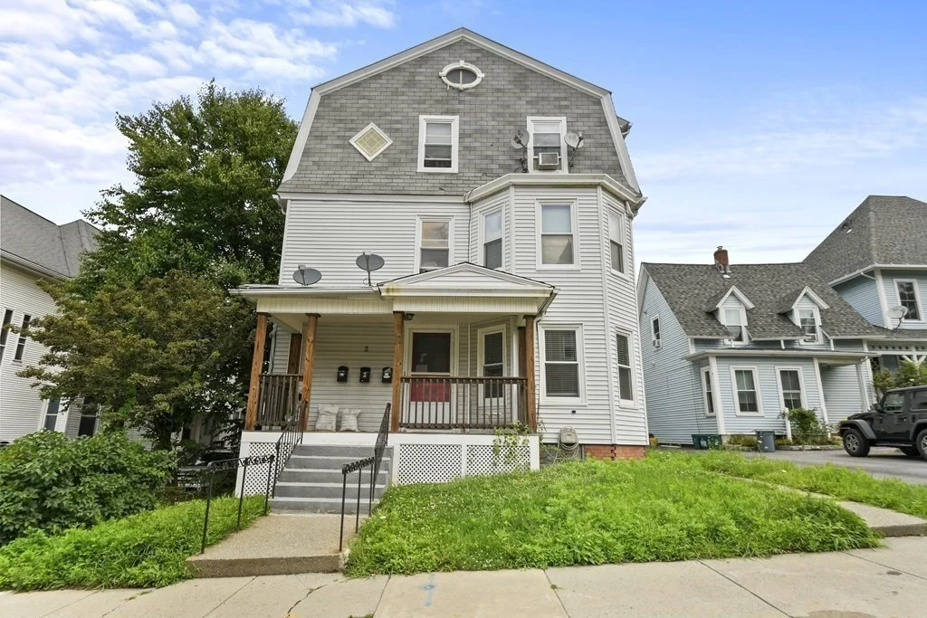 3 bed, 1 bath apartment for rent at 2 View St Unit Unit 1, Worcester — photo 1 of 10
