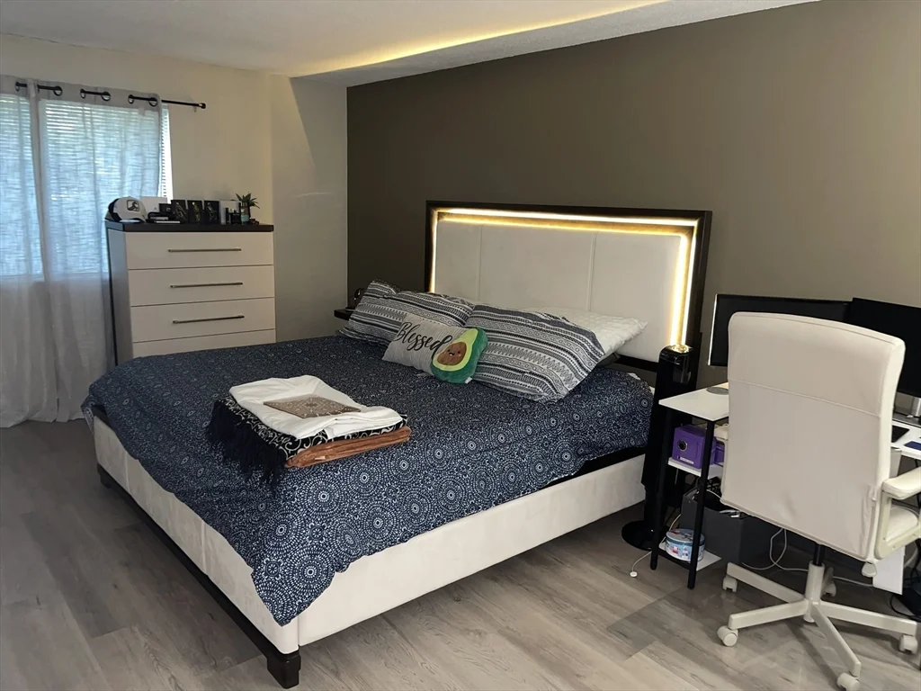 1 bed, 1 bath apartment for rent at 2 Village Hill Ln Unit 12, West Natick — photo 3 of 13