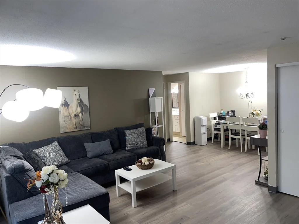 1 bed, 1 bath apartment for rent at 2 Village Hill Ln Unit 12, West Natick — photo 9 of 13
