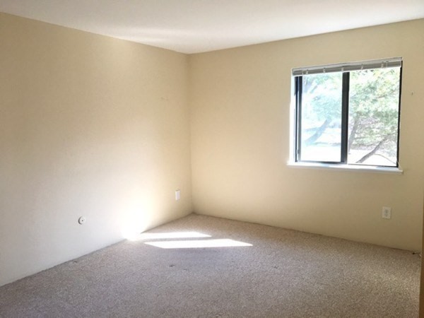 2 bed, 2 bath apartment for rent at 2 Village Way Unit 6, Natick — photo 9 of 14