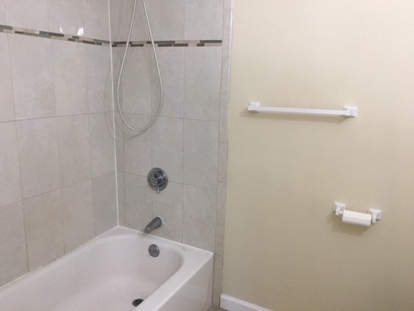 2 bed, 2 bath apartment for rent at 2 Village Way Unit 6, Natick — photo 8 of 14