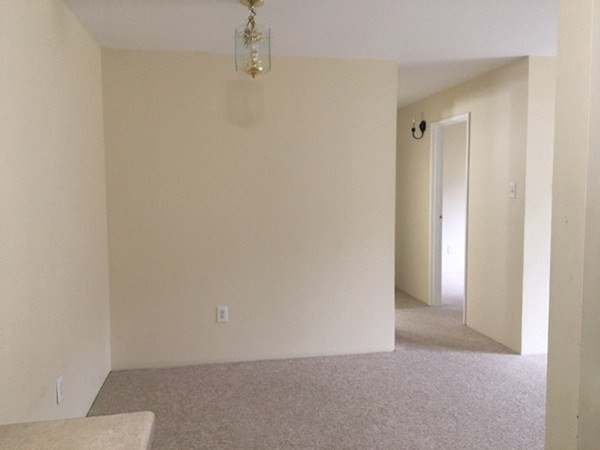 2 bed, 2 bath apartment for rent at 2 Village Way Unit 6, Natick — photo 5 of 14