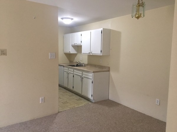 2 bed, 2 bath apartment for rent at 2 Village Way Unit 6, Natick — photo 6 of 14