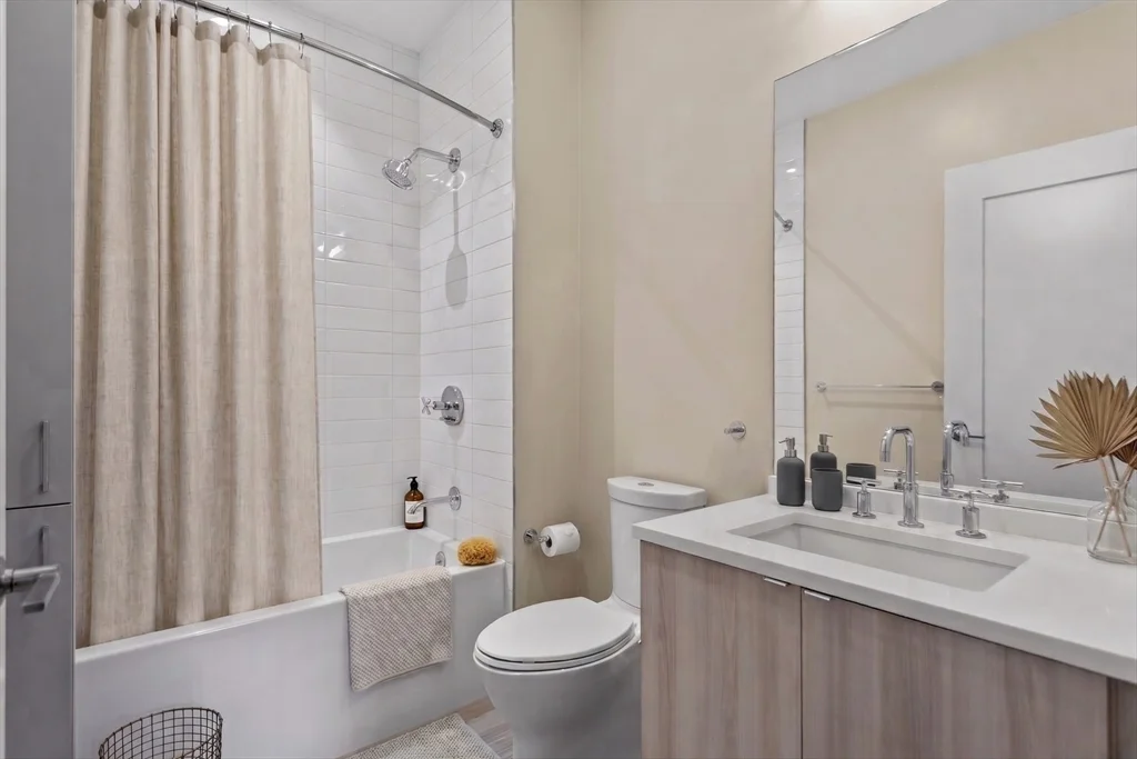 2 bed, 2 bath apartment for rent at 2 W Sixth Unit 102, South Boston — photo 10 of 12