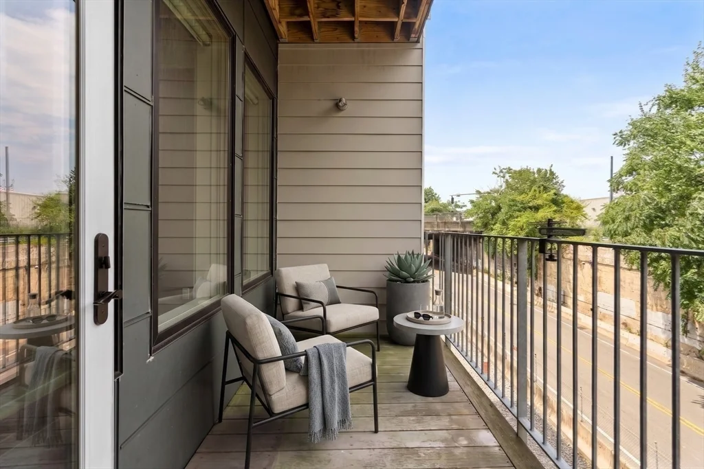 2 bed, 2 bath apartment for rent at 2 W Sixth Unit 102, South Boston — photo 12 of 12