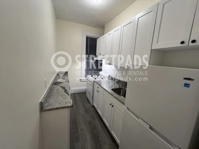 1 bed, 1 bath apartment for rent at 2 Ware St Unit 206, Mid Cambridge — photo 2 of 24