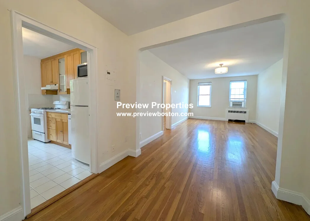 1 bed, 1 bath apartment for rent at 2 Ware St Unit 206P, Mid Cambridge — photo 1 of 7