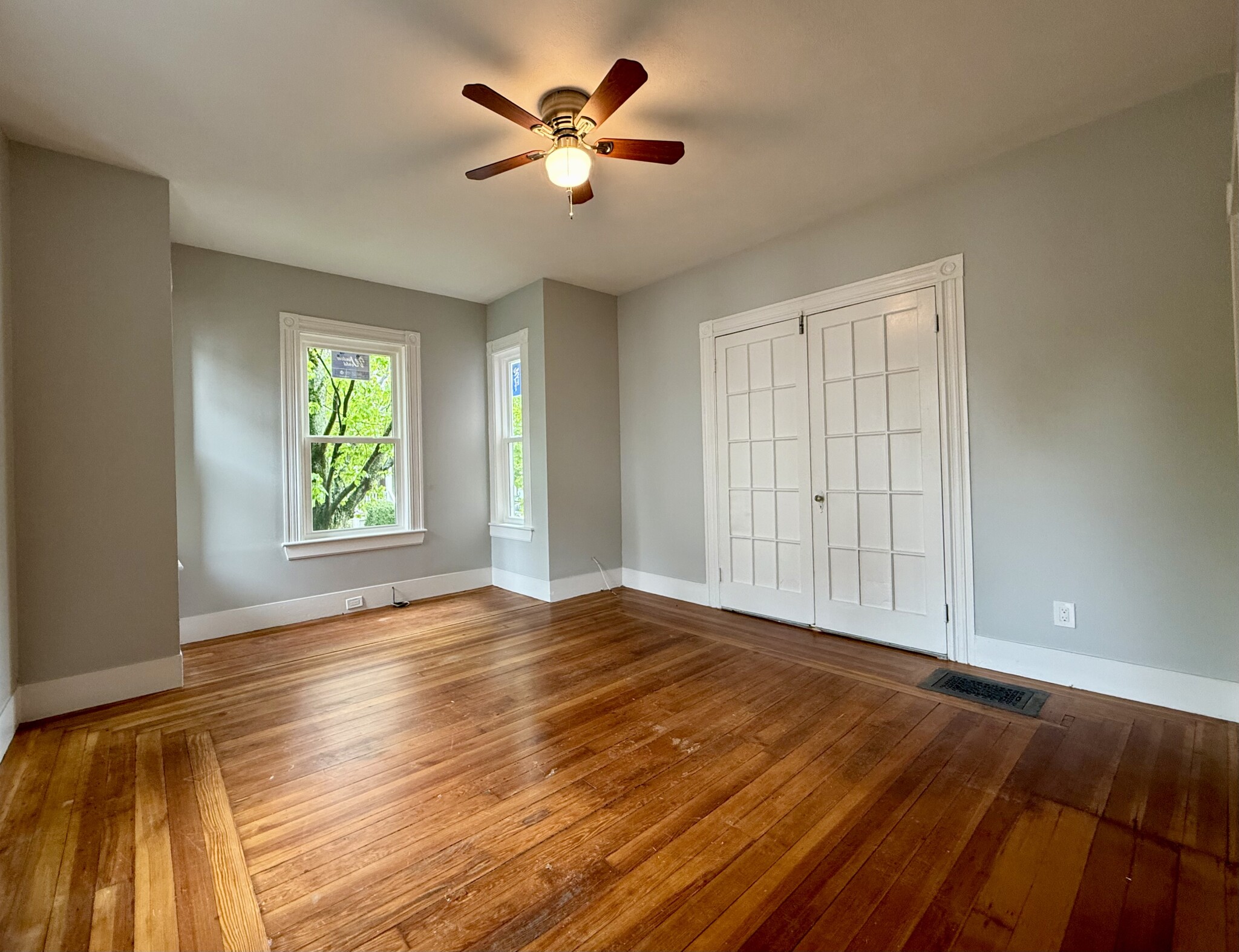 1 bed, 1 bath apartment for rent at 2 Wellington Ave Unit 1, Banks Square — photo 4 of 9