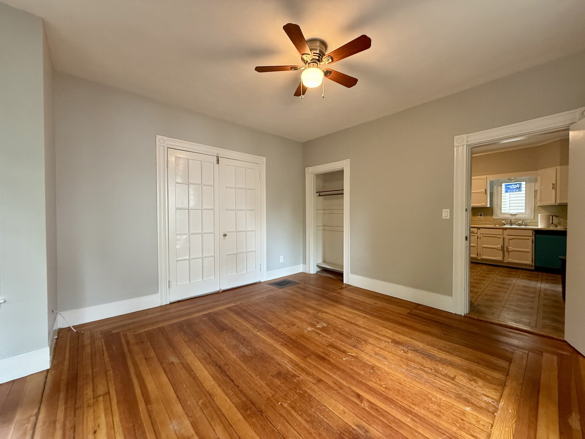 1 bed, 1 bath apartment for rent at 2 Wellington Ave Unit 1, Banks Square — photo 3 of 9