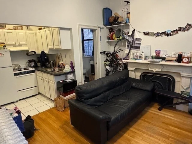 1 bed, 1 bath apartment for rent at 2 Wellington St Unit 3, South End — photo 3 of 12