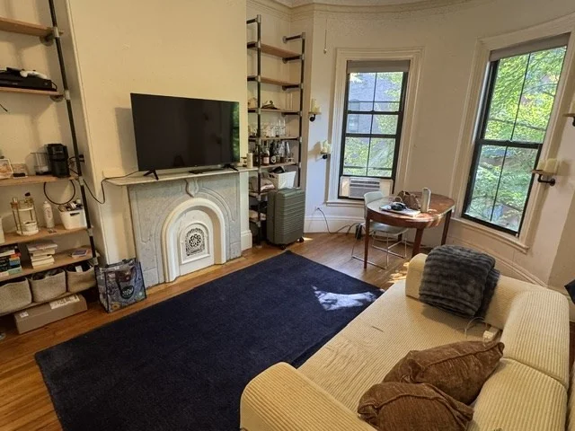 1 bed, 1 bath apartment for rent at 2 Wellington St Unit 5, South End — photo 3 of 17