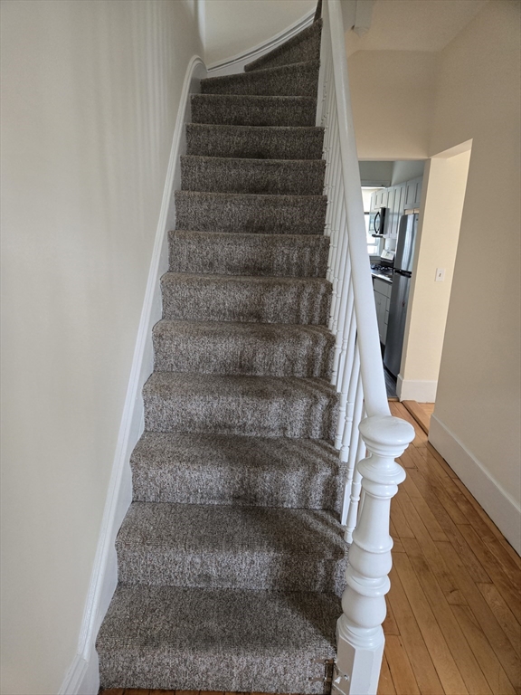 3 bed, 1 bath apartment for rent at 2 Wenlock Unit 2, Dorchester — photo 8 of 13