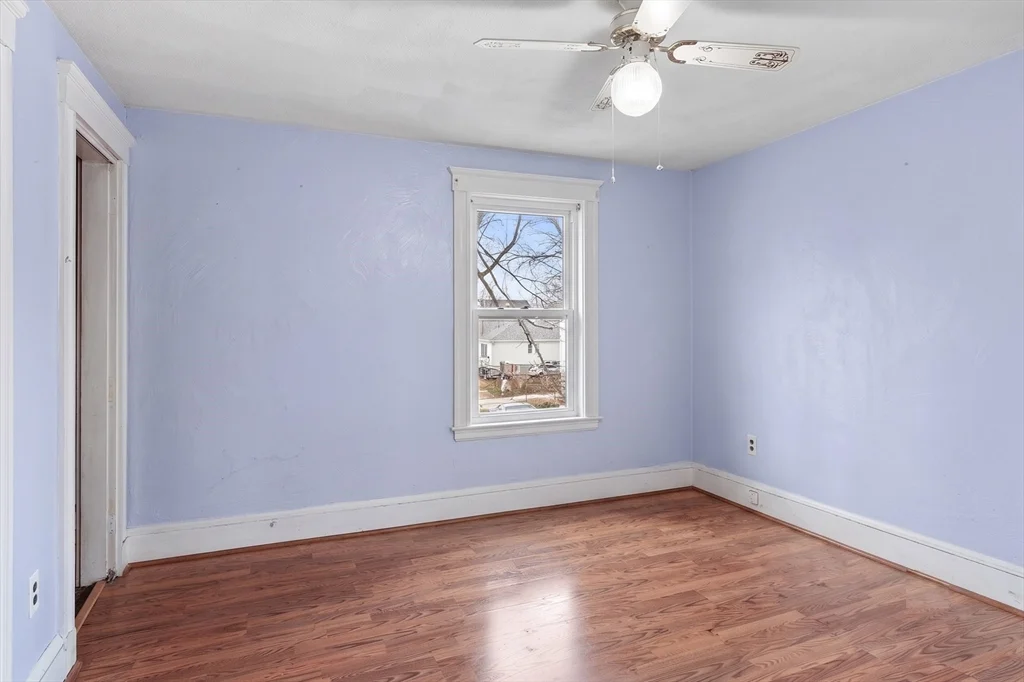 3 bed, 1 bath apartment for rent at 2 Wentworth Ter Unit 2, Malden — photo 7 of 16