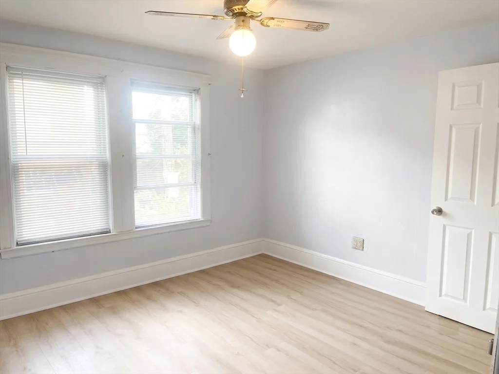 3 bed, 1 bath apartment for rent at 2 Wentworth Ter Unit 2, Malden — photo 8 of 16
