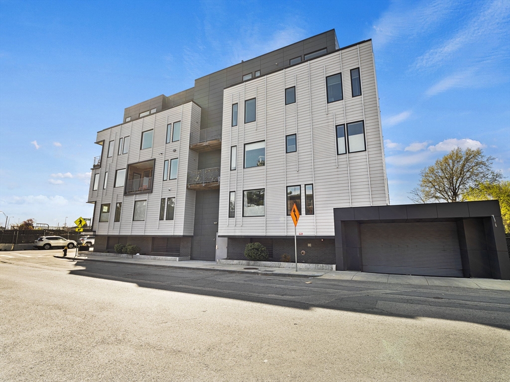 1 bed, 1 bath apartment for rent at 2 West 6th St Unit 203, South Boston — photo 1 of 30