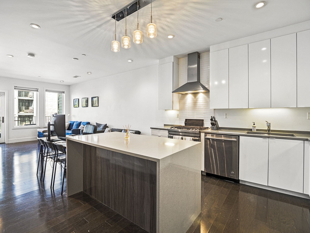 1 bed, 1 bath apartment for rent at 2 West 6th St Unit 203, South Boston — photo 9 of 30