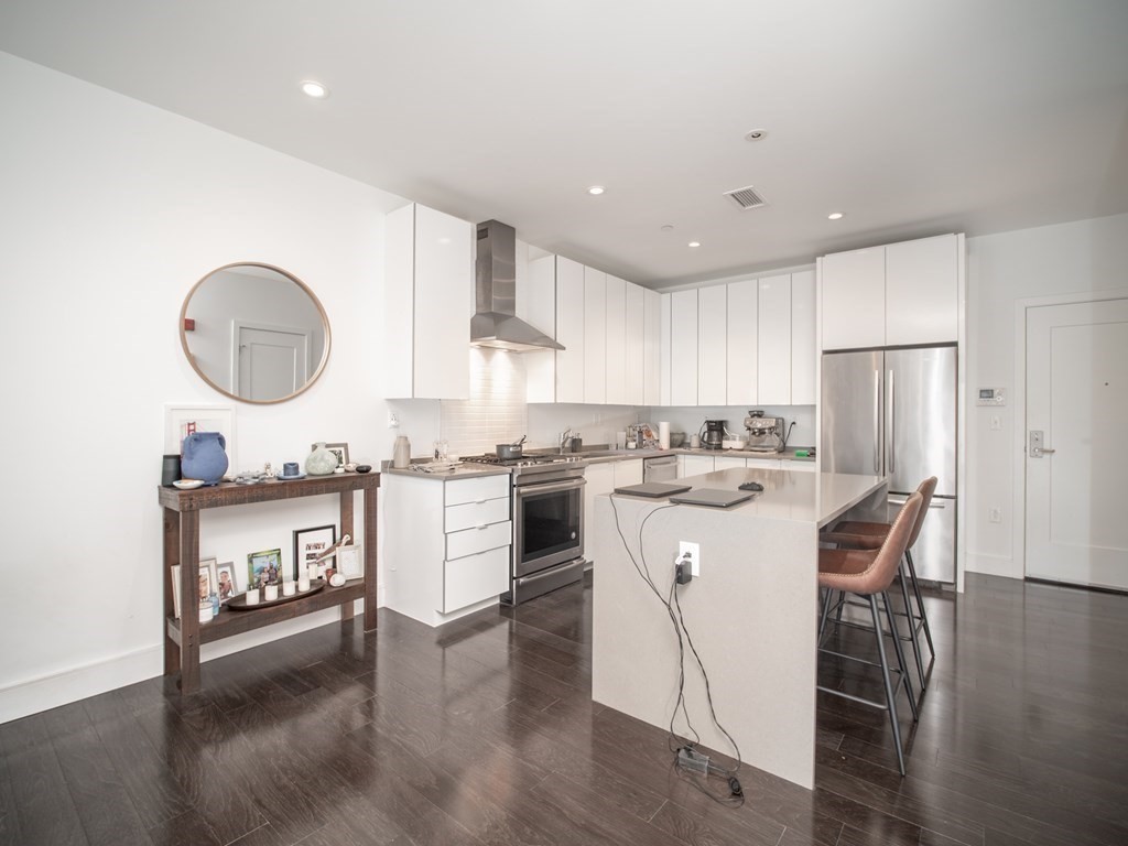 1 bed, 1 bath apartment for rent at 2 West 6th St Unit 205, South Boston — photo 7 of 21