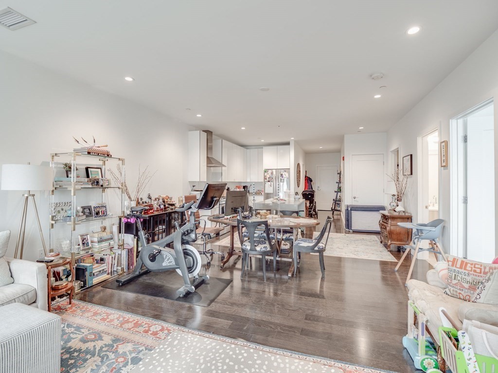 2 bed, 1 bath apartment for rent at 2 West 6th St Unit 209, South Boston — photo 4 of 22