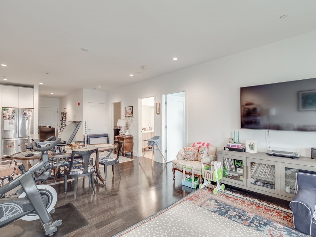 2 bed, 1 bath apartment for rent at 2 West 6th St Unit 209, South Boston — photo 5 of 22
