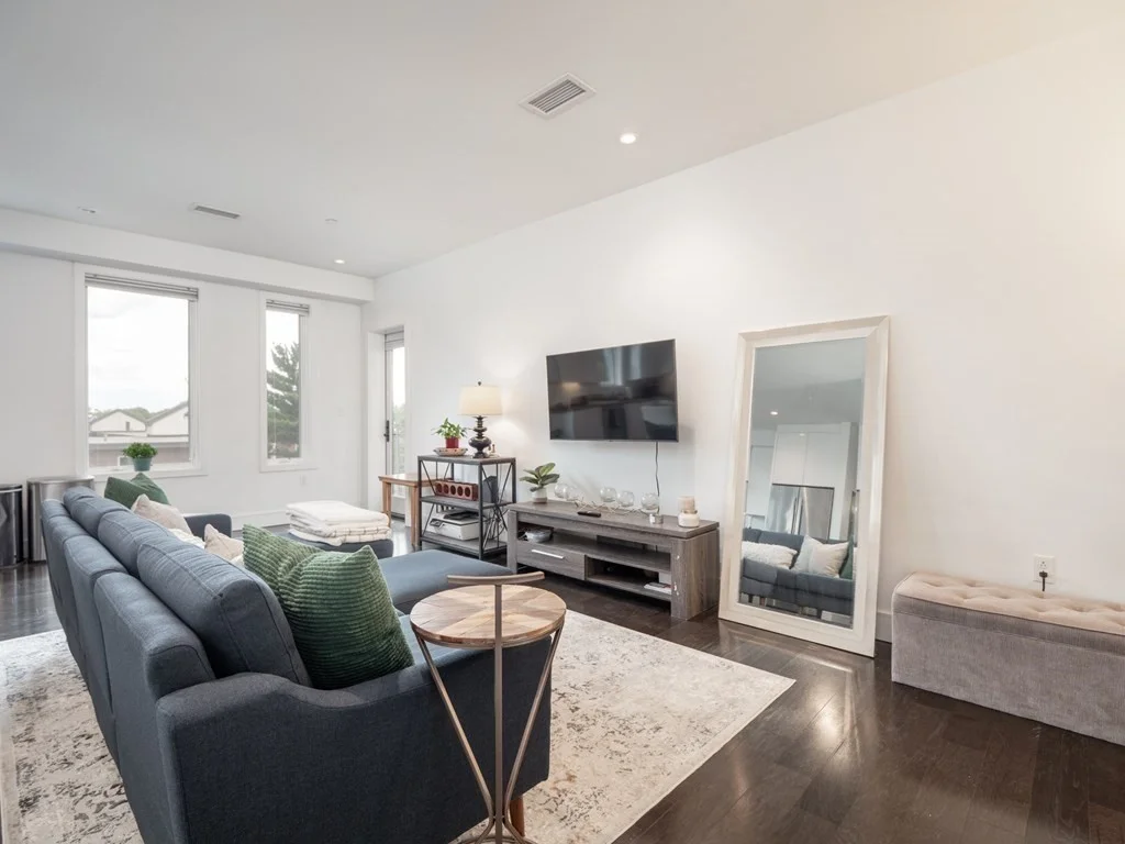 2 bed, 2 bath apartment for rent at 2 West 6th St Unit 306, South Boston — photo 16 of 41