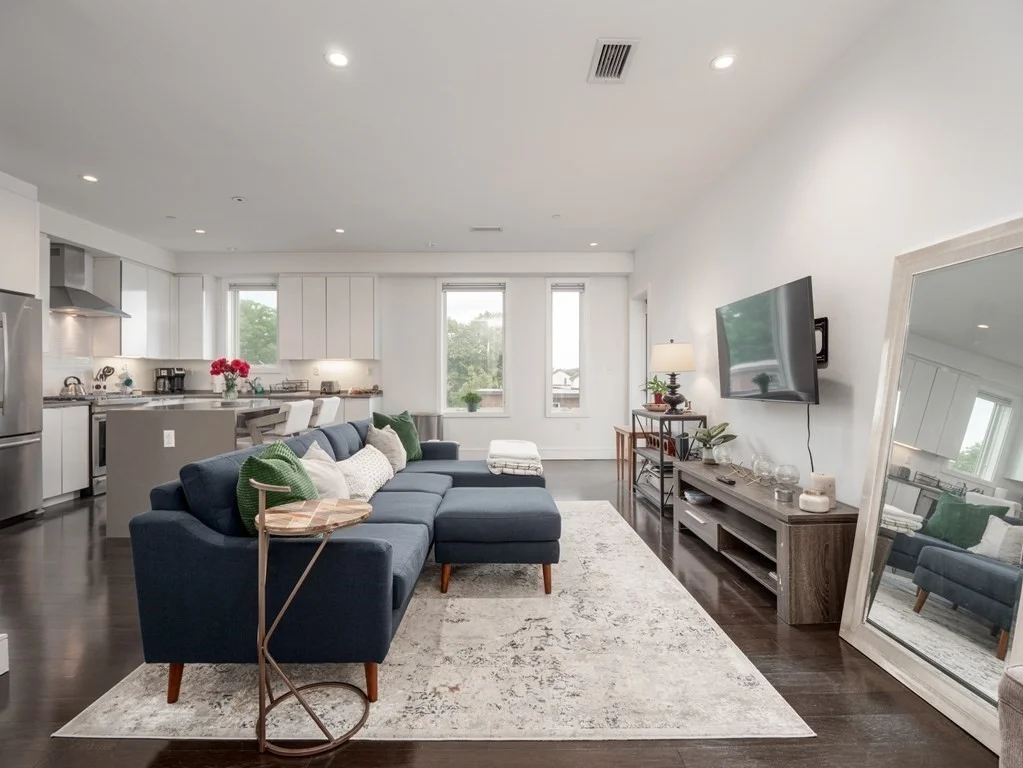 2 bed, 2 bath apartment for rent at 2 West 6th St Unit 306, South Boston — photo 2 of 41