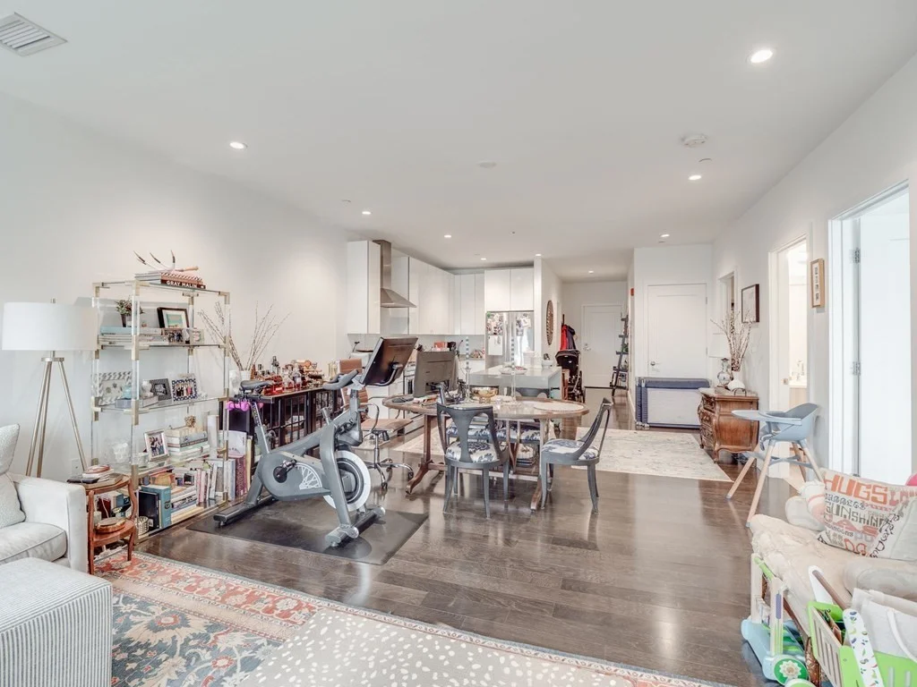 2 bed, 1 bath apartment for rent at 2 West 6th St Unit 309, South Boston — photo 4 of 22