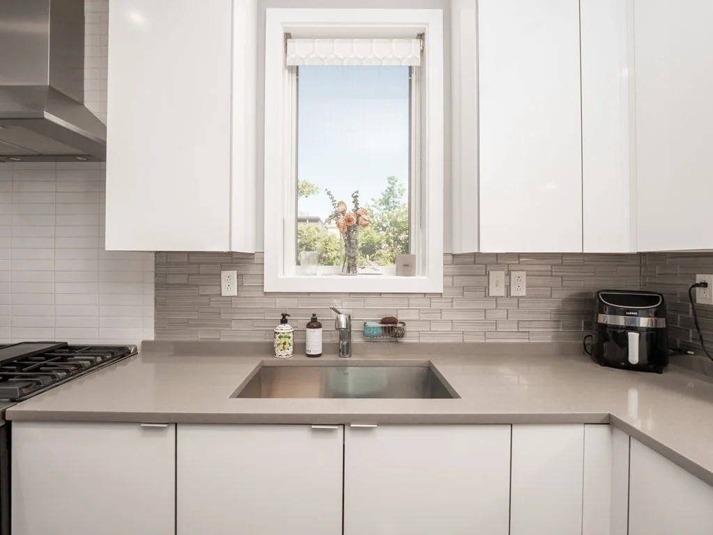 2 bed, 2 bath apartment for rent at 2 West 6th Unit 102, South Boston — photo 9 of 30