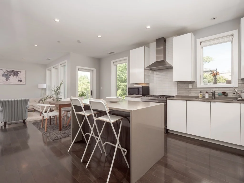 2 bed, 2 bath apartment for rent at 2 West 6th Unit 102, South Boston — photo 6 of 30