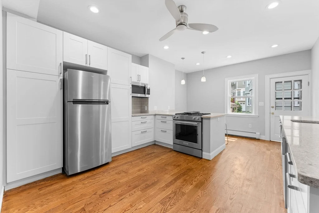 4 bed, 2 bath apartment for rent at 2 Westminster Ter, Brighton — photo 8 of 33