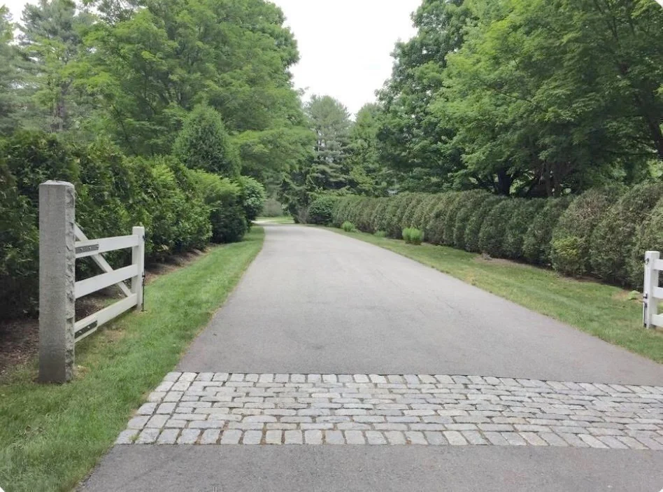 2 bed, 1 bath apartment for rent at 2 Wildflower Ln, Wayland — photo 22 of 23