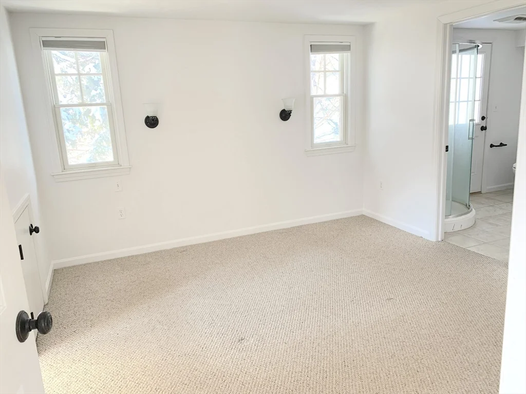 2 bed, 1 bath apartment for rent at 2 Wildflower Ln, Wayland — photo 10 of 23