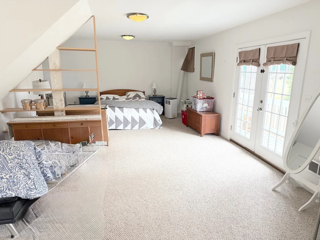 2 bed, 1 bath apartment for rent at 2 Wildflower Ln, Wayland — photo 17 of 23