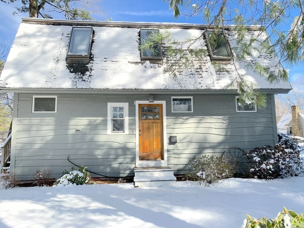 2 bed, 1 bath apartment for rent at 2 Wildflower Ln, Wayland — photo 20 of 23