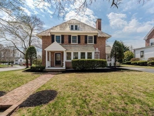 4 bed, 3 bath apartment for rent at 2 William St Unit n/a, Andover — photo 1 of 20