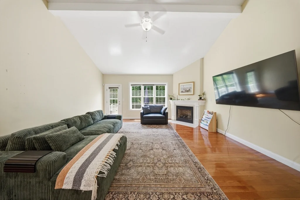 3 bed, 2 bath apartment for rent at 2 Williamsburg Way Unit 2, Medway — photo 6 of 30
