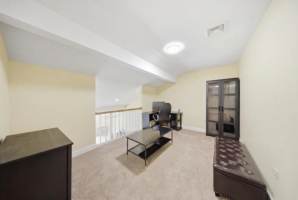 3 bed, 2 bath apartment for rent at 2 Williamsburg Way Unit 2, Medway — photo 15 of 30