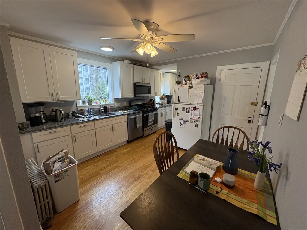 2 bed, 1 bath apartment for rent at 2 Willow Ter Unit 1, Newton — photo 21 of 35
