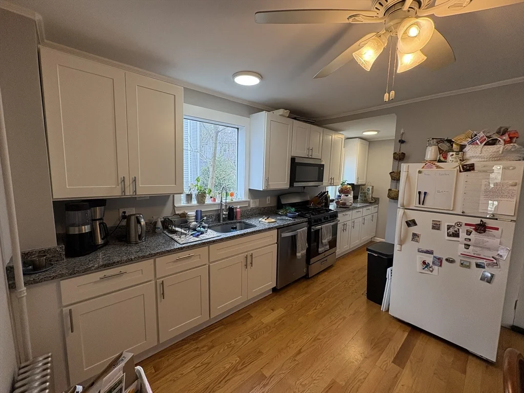 2 bed, 1 bath apartment for rent at 2 Willow Ter Unit 1, Newton — photo 22 of 35