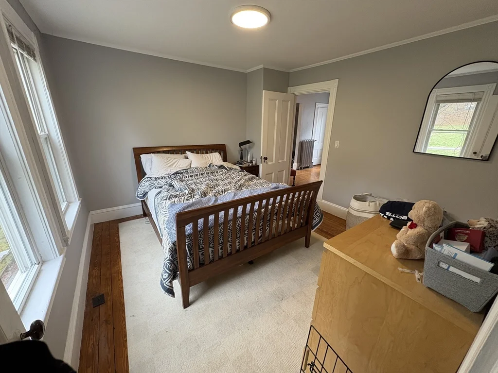 2 bed, 1 bath apartment for rent at 2 Willow Ter Unit 1, Newton — photo 16 of 35