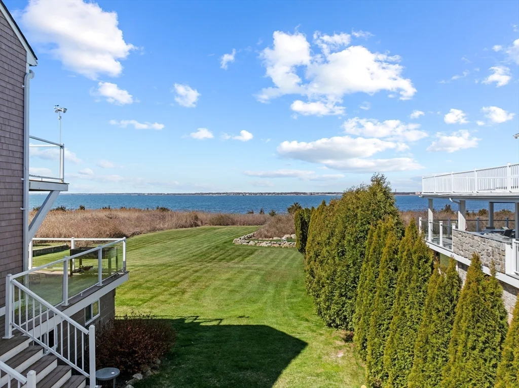 2 bed, 3 bath apartment for rent at 2 Windward Way, Sconticut Neck — photo 6 of 42